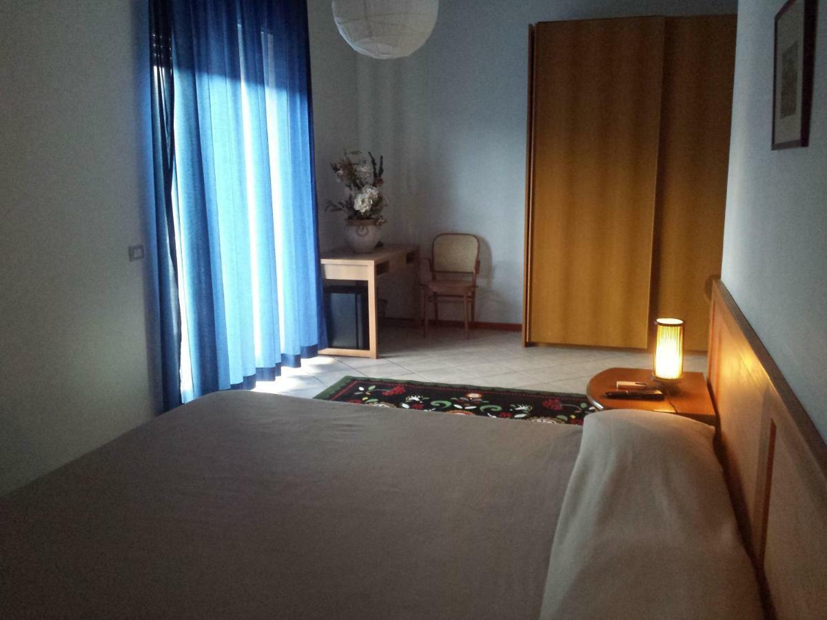 Thaire Resort Castel Volturno Exteriör bild