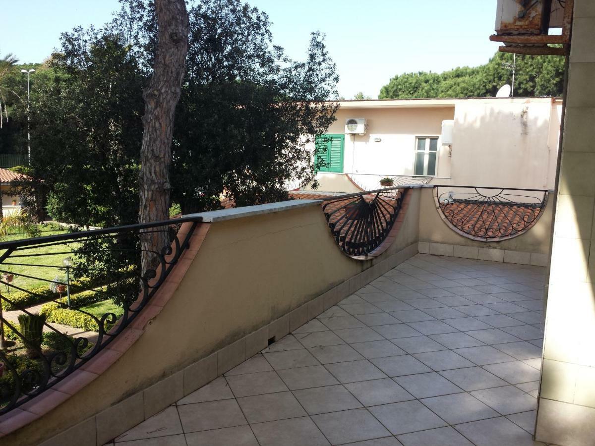 Thaire Resort Castel Volturno Exteriör bild